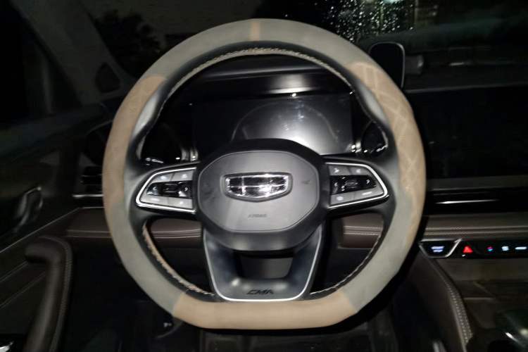 Used Geely Auto Monjaro L 2025 2.0TD Automatic Xingyun Version Steering Wheel