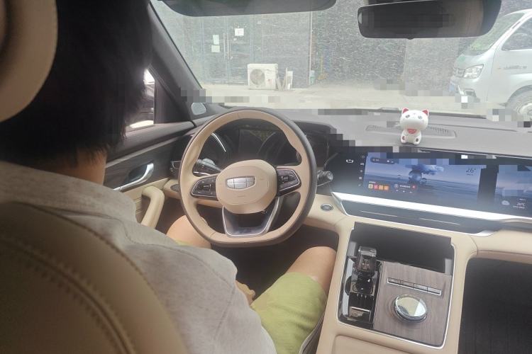 Used Geely Auto Monjaro L 2025 Dongfang Yao 2.0TD Automatic Lanxing Edition Steering Wheel