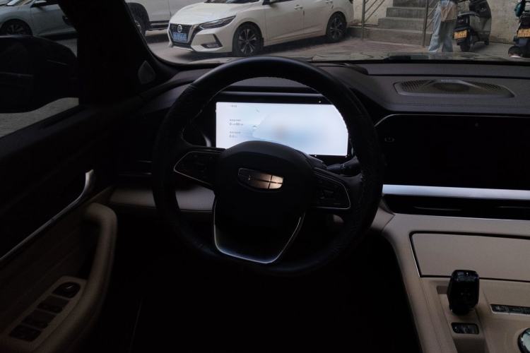 Used Geely Auto Monjaro L 2025 Dongfang Yao 2.0TD Automatic Lanxing Edition Steering Wheel