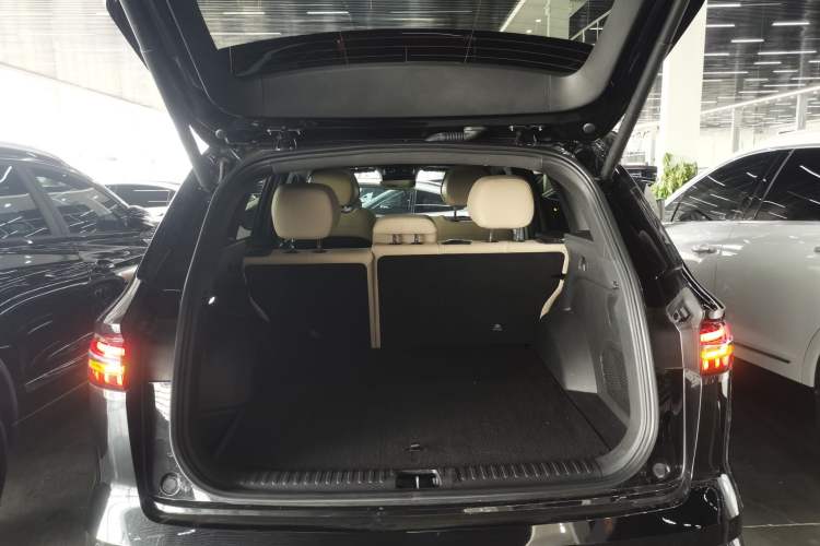 Used Geely Auto Monjaro L 2025 Dongfang Yao 2.0TD Automatic All-Wheel-Drive Wangyue Edition Trunk