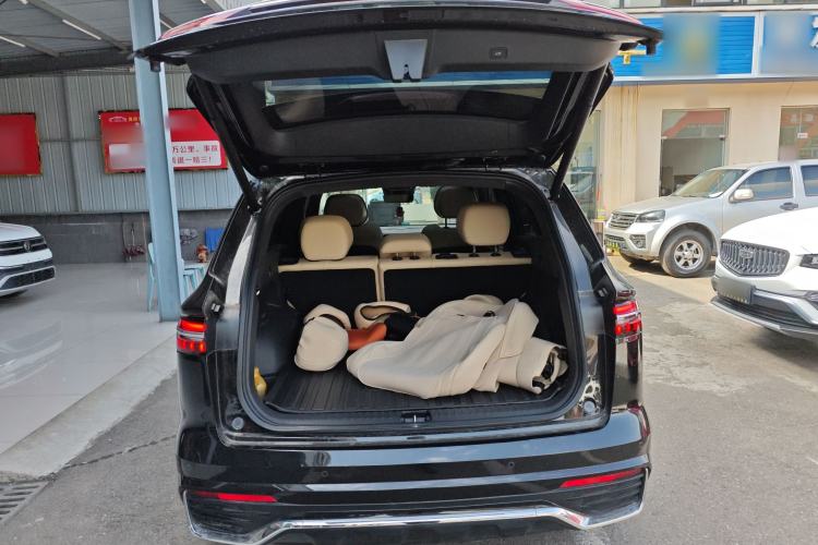 Used Geely Auto Monjaro L 2025 Dongfang Yao 2.0TD Automatic All-Wheel-Drive Wangyue Edition Trunk