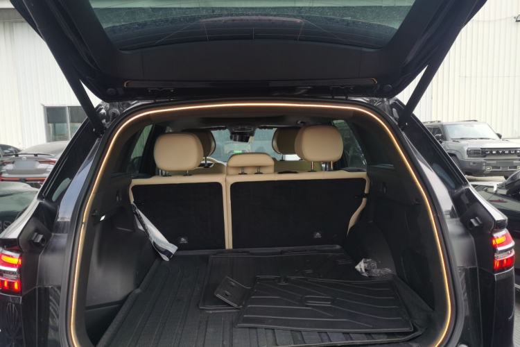 Used Geely Auto Monjaro L 2025 Dongfang Yao 2.0TD Automatic All-Wheel-Drive Wangyue Edition Trunk