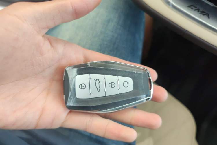 Used Geely Auto Monjaro L 2025 Dongfang Yao 2.0TD Automatic Lanxing Edition Vehicle Key