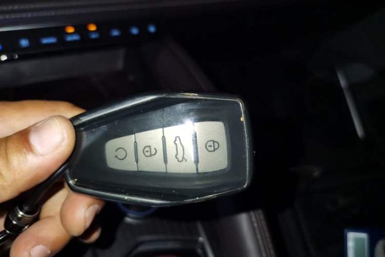 Used Geely Auto Monjaro L 2025 2.0TD Automatic Xingyun Version Vehicle Key