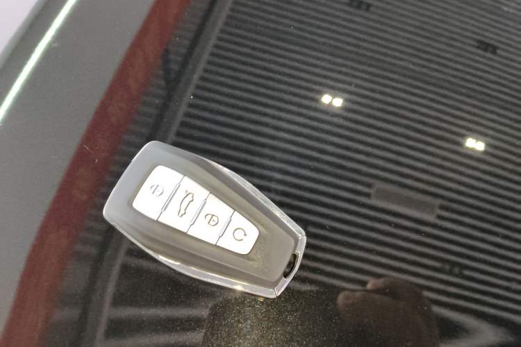 Used Geely Auto Monjaro L 2025 Dongfang Yao 2.0TD Automatic Lanxing Edition Vehicle Key