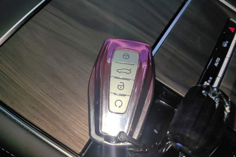 Used Geely Auto Monjaro L 2025 Dongfang Yao 2.0TD Automatic Lanxing Edition Vehicle Key