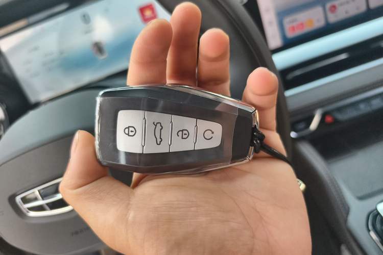 Used Geely Auto Monjaro L 2025 2.0TD Automatic Xingyun Version Vehicle Key