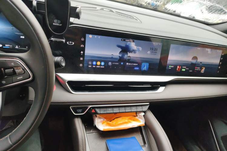 Used Geely Auto Monjaro L 2025 2.0TD Automatic Xingyun Version Audio And AC Panel