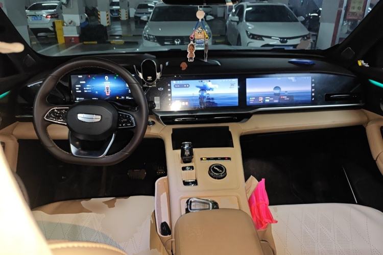 Used Geely Auto Monjaro L 2025 Dongfang Yao 2.0TD Automatic Lanxing Edition Center Console
