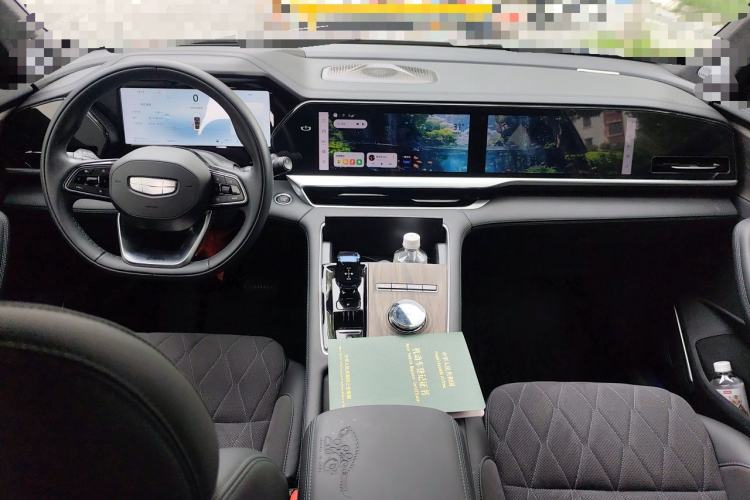 Used Geely Auto Monjaro L 2025 Dongfang Yao 2.0TD Automatic Lanxing Edition Center Console