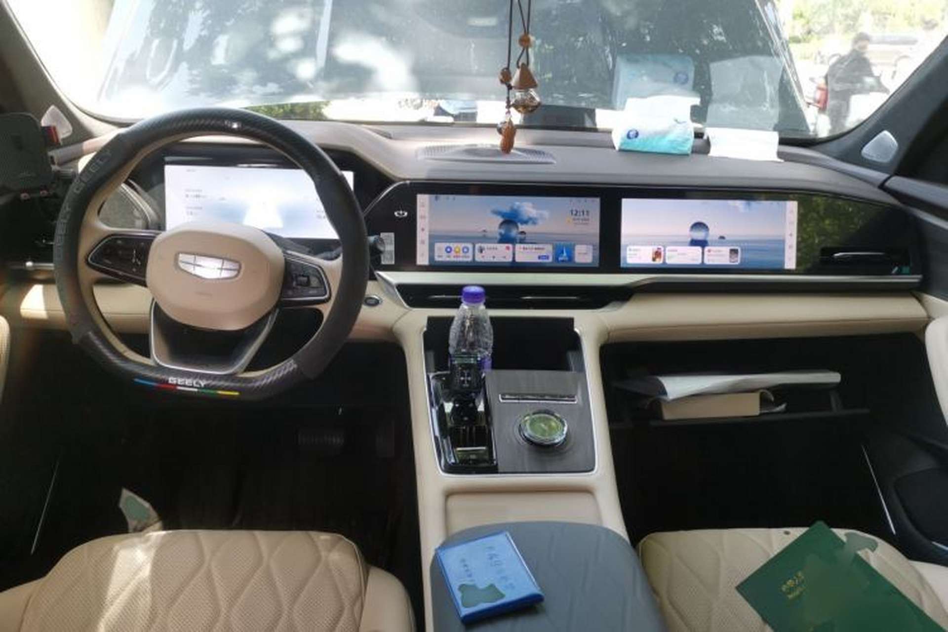 Used Geely Auto Monjaro L 2025 Dongfang Yao 2.0TD Automatic Lanxing Edition Center Console