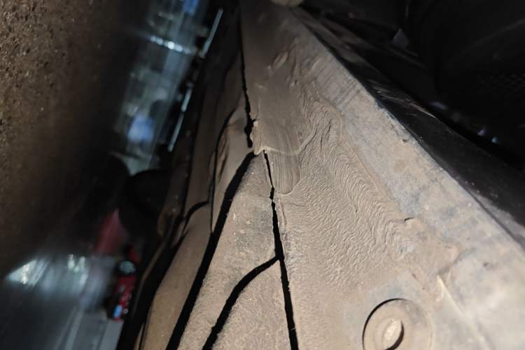 Used Geely Auto Monjaro L 2025 Dongfang Yao 2.0TD Automatic Lanxing Edition Chassis Rear Left