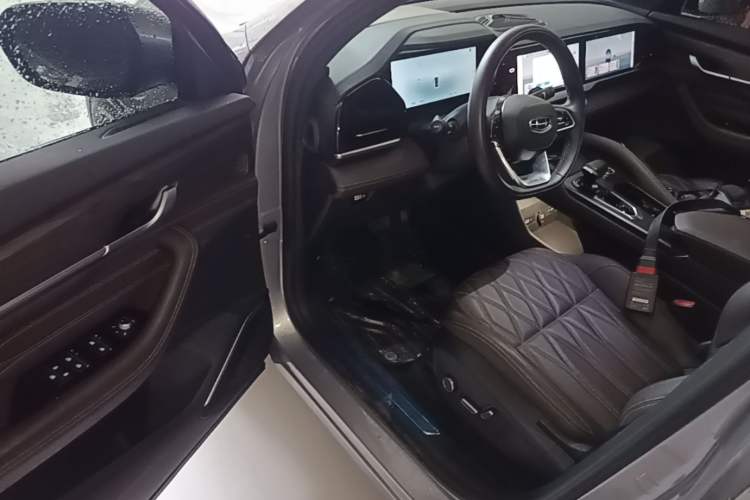 Used Geely Auto Monjaro L 2025 2.0TD Automatic Xingyun Version Driver Seat