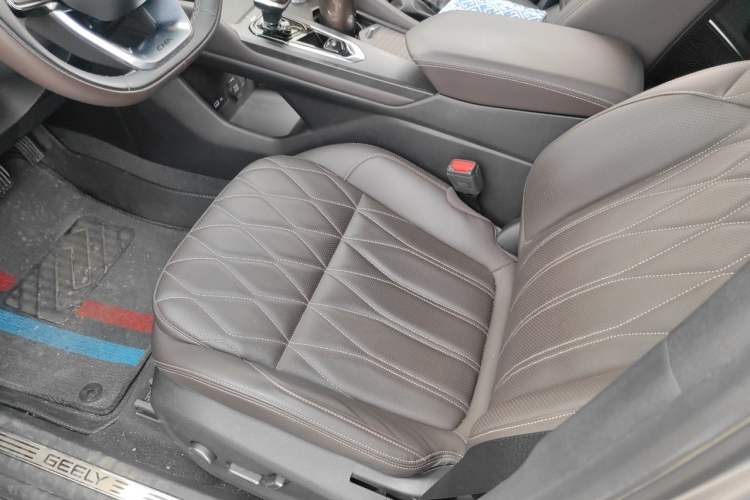 Used Geely Auto Monjaro L 2025 2.0TD Automatic Xingyun Version Driver Seat