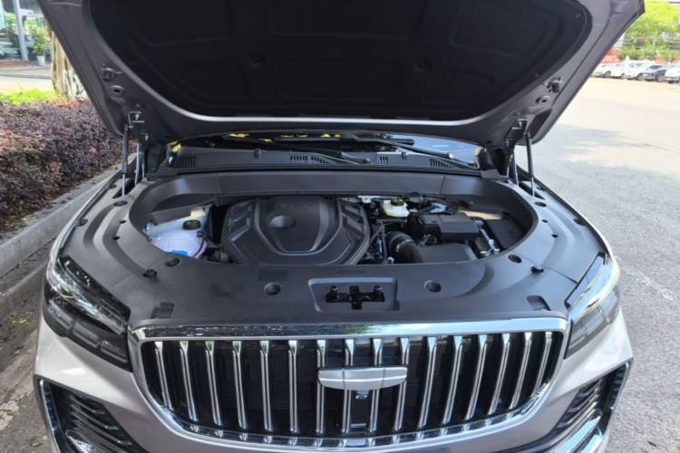 Used Geely Auto Monjaro L 2025 Dongfang Yao 2.0TD Automatic Lanxing Edition Engine Bay