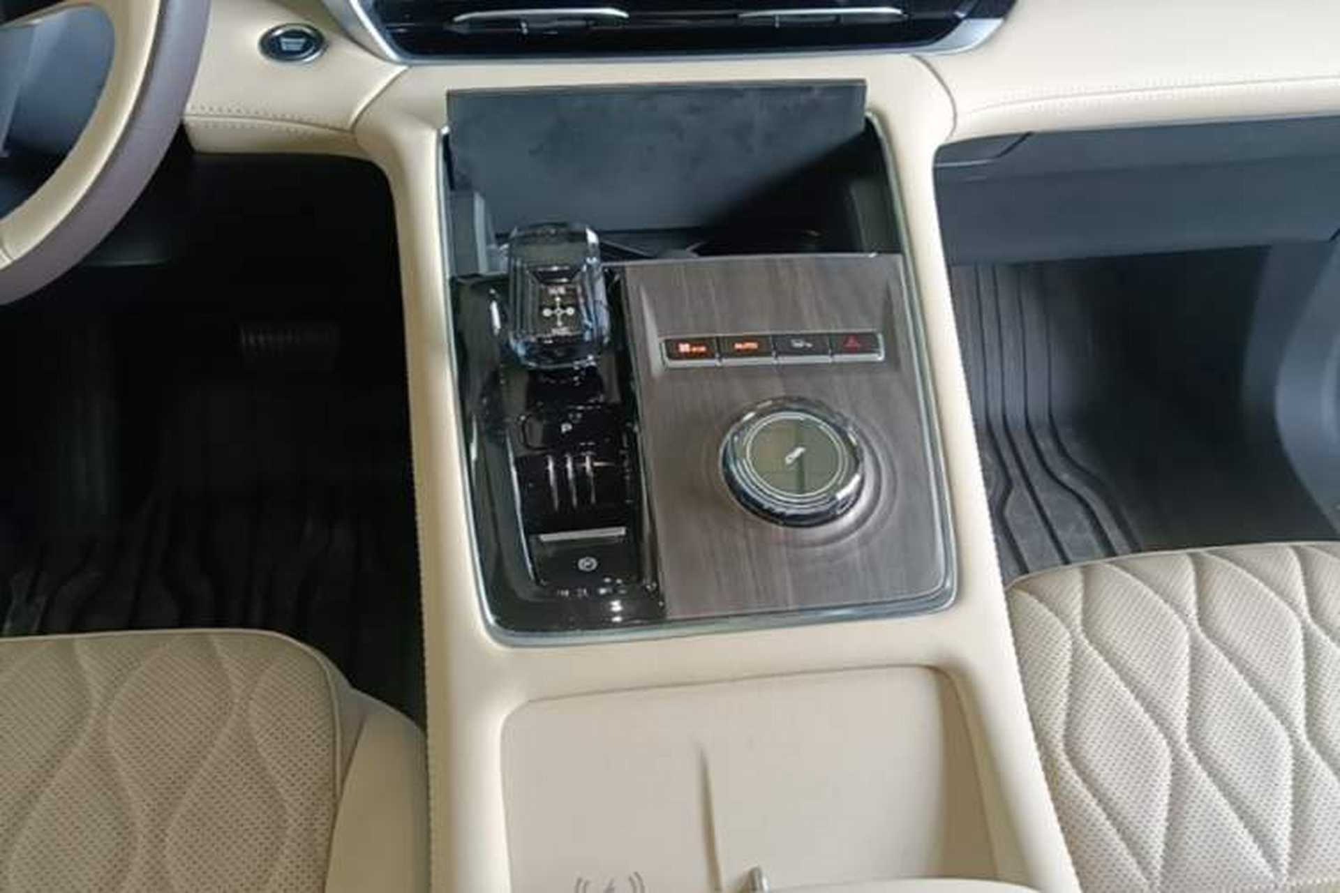 Used Geely Auto Monjaro L 2025 Dongfang Yao 2.0TD Automatic Lanxing Edition Gear Lever
