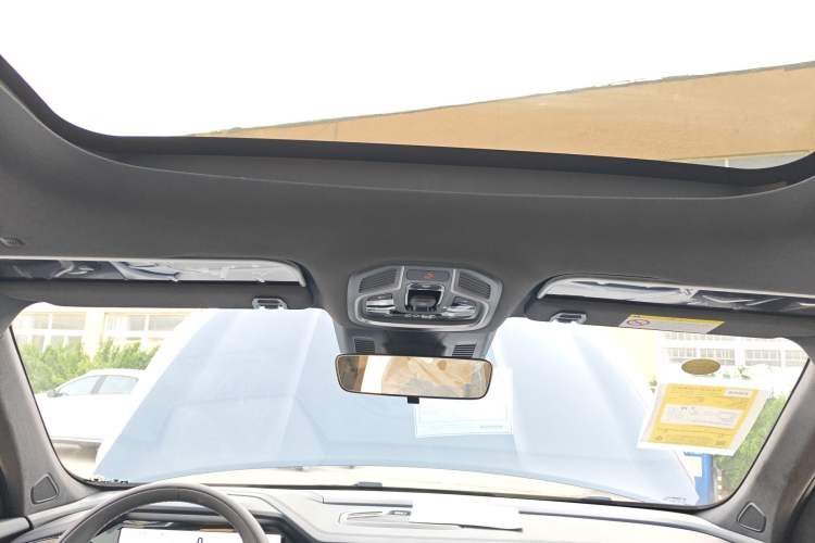 Used Geely Auto Monjaro L 2025 2.0TD Automatic Xingyun Version Headliner