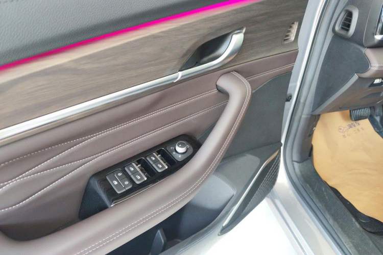 Used Geely Auto Monjaro L 2025 2.0TD Automatic Xingyun Version Interior 11