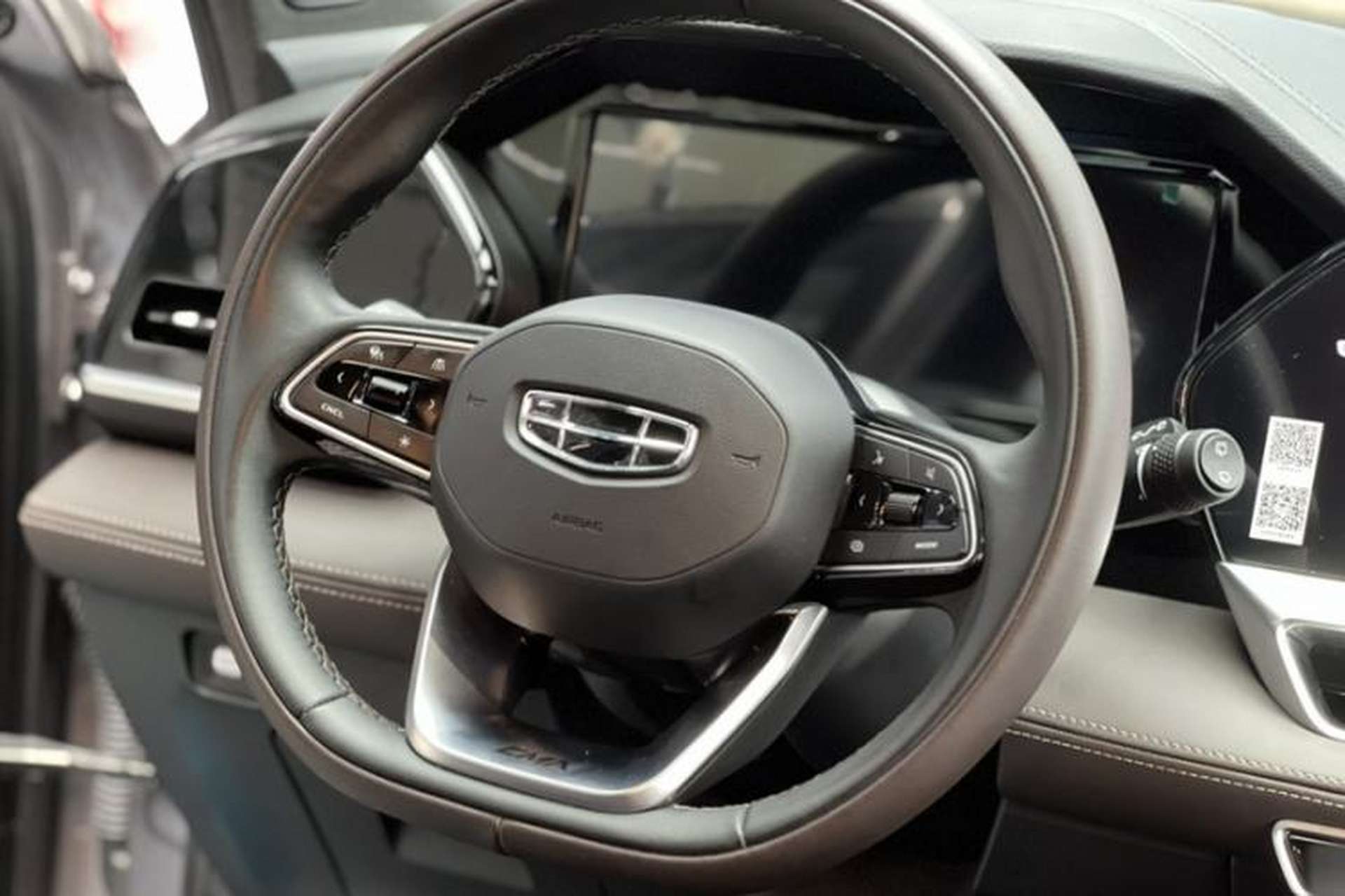 Used Geely Auto Monjaro L 2025 2.0TD Automatic Xingyun Version Interior 4