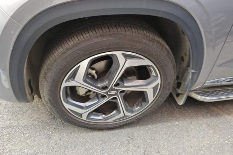 Used Geely Auto Monjaro L 2025 2.0TD Automatic Xingyun Version Left Front Wheel Hub