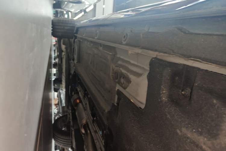 Used Geely Auto Monjaro L 2025 Dongfang Yao 2.0TD Automatic Lanxing Edition Left Side Sill