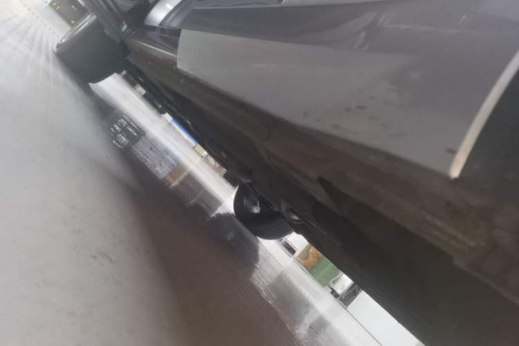 Used Geely Auto Monjaro L 2025 2.0TD Automatic Xingyun Version Left Side Sill
