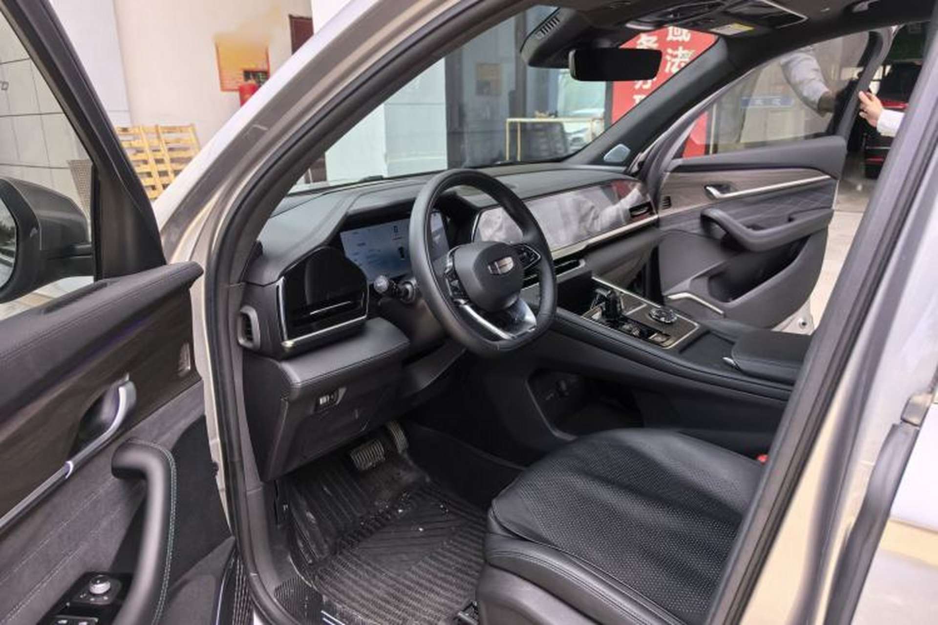 Used Geely Auto Monjaro L 2025 Dongfang Yao 2.0TD Automatic Lanxing Edition Right Front Seat