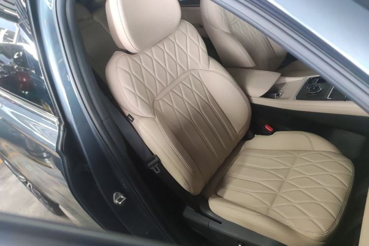 Used Geely Auto Monjaro L 2025 Dongfang Yao 2.0TD Automatic Lanxing Edition Right Front Seat