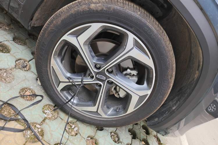 Used Geely Auto Monjaro L 2025 2.0TD Automatic Xingyun Version Right Front Wheel Hub