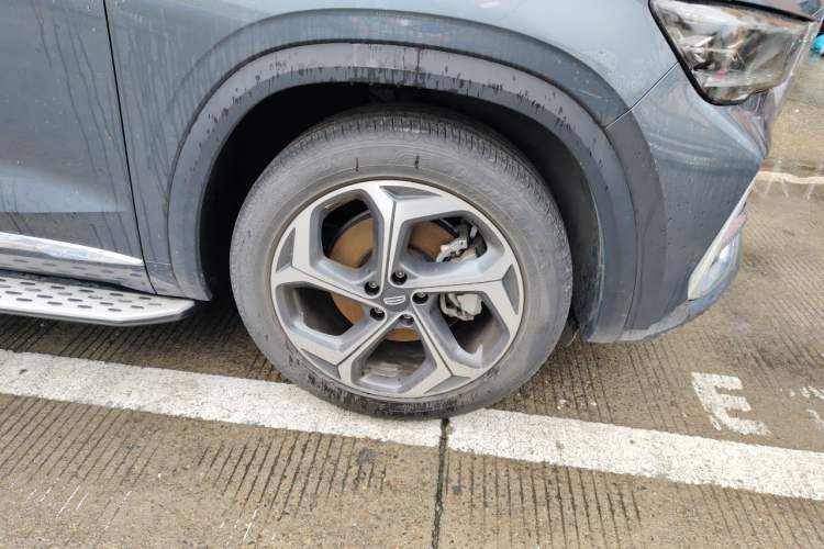 Used Geely Auto Monjaro L 2025 2.0TD Automatic Xingyun Version Right Front Wheel Hub