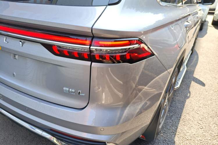 Used Geely Auto Monjaro L 2025 2.0TD Automatic Xingyun Version Right Rear Taillight