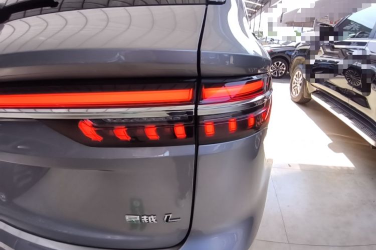 Used Geely Auto Monjaro L 2025 Dongfang Yao 2.0TD Automatic Lanxing Edition Right Rear Taillight