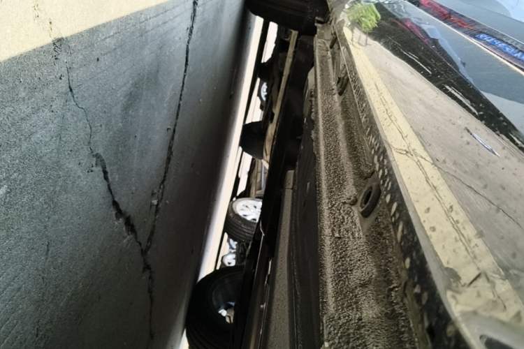Used Geely Auto Monjaro L 2025 Dongfang Yao 2.0TD Automatic Jinzhao Edition Right Side Sill