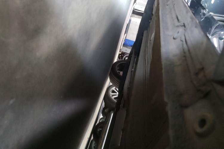 Used Geely Auto Monjaro L 2025 Dongfang Yao 2.0TD Automatic Lanxing Edition Right Side Sill