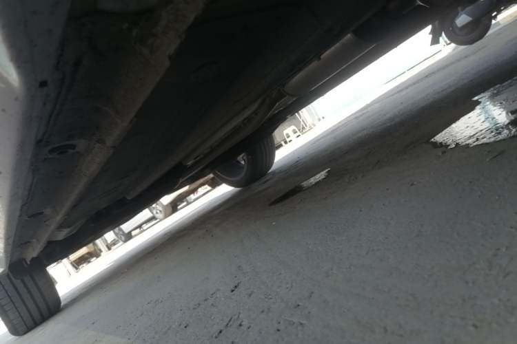 Used Geely Auto Monjaro L 2025 Dongfang Yao 2.0TD Automatic Lanxing Edition Right Side Sill