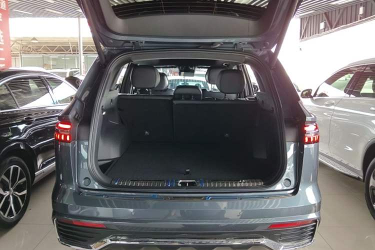 Used Geely Auto Monjaro L 2025 Dongfang Yao 2.0TD Automatic Lanxing Edition Trunk