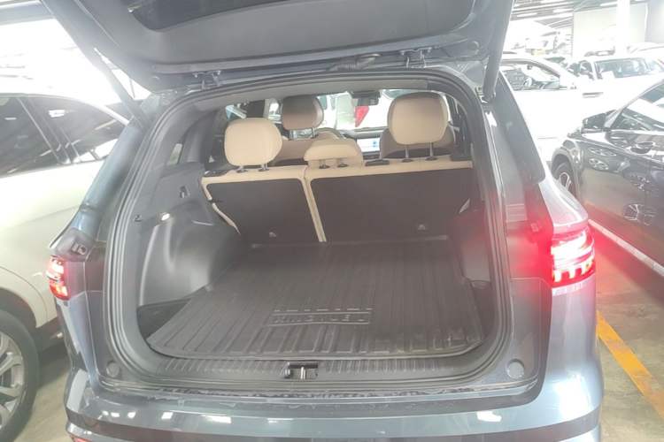 Used Geely Auto Monjaro L 2025 Dongfang Yao 2.0TD Automatic Lanxing Edition Trunk
