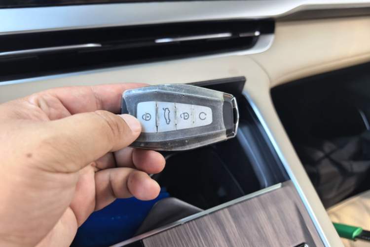 Used Geely Auto Monjaro L 2025 Dongfang Yao 2.0TD Automatic Lanxing Edition Vehicle Key