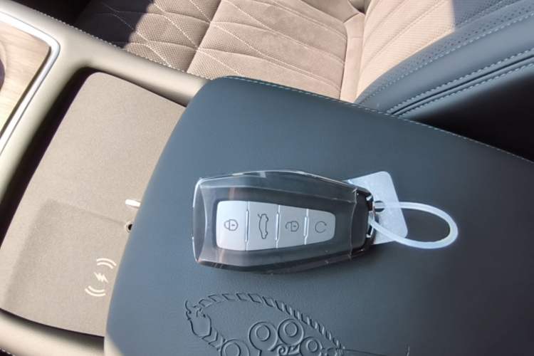 Used Geely Auto Monjaro L 2025 Dongfang Yao 2.0TD Automatic Lanxing Edition Vehicle Key