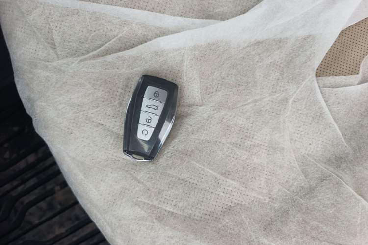 Used Geely Auto Monjaro L 2025 Dongfang Yao 2.0TD Automatic Lanxing Edition Vehicle Key