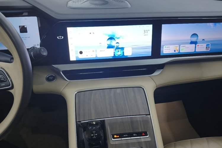 Used Geely Auto Monjaro L 2025 Dongfang Yao 2.0TD Automatic Lanxing Edition Audio And AC Panel