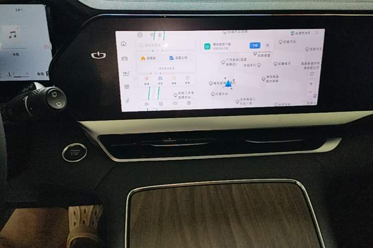 Used Geely Auto Monjaro L 2025 Dongfang Yao 2.0TD Automatic All-Wheel-Drive Wangyue Edition Audio And AC Panel