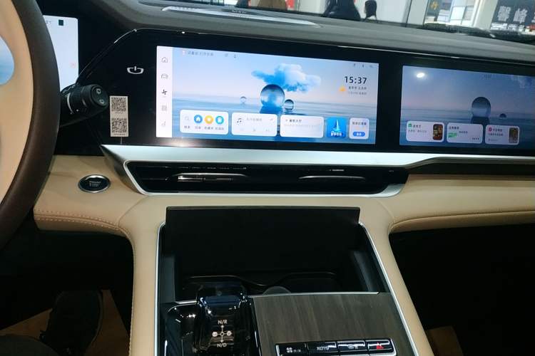 Used Geely Auto Monjaro L 2025 Dongfang Yao 2.0TD Automatic Lanxing Edition Audio And AC Panel