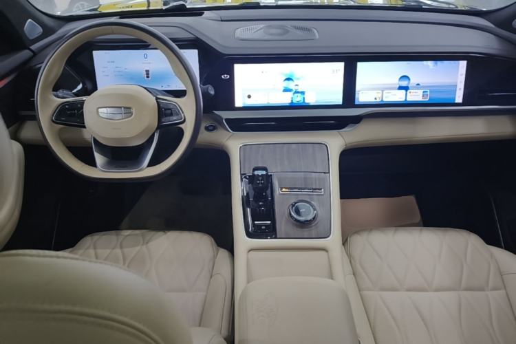 Used Geely Auto Monjaro L 2025 Dongfang Yao 2.0TD Automatic Lanxing Edition Center Console