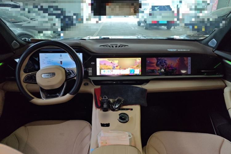 Used Geely Auto Monjaro L 2025 Dongfang Yao 2.0TD Automatic Jinzhao Edition Center Console