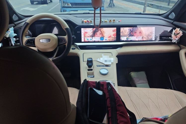 Used Geely Auto Monjaro L 2025 Dongfang Yao 2.0TD Automatic Lanxing Edition Center Console