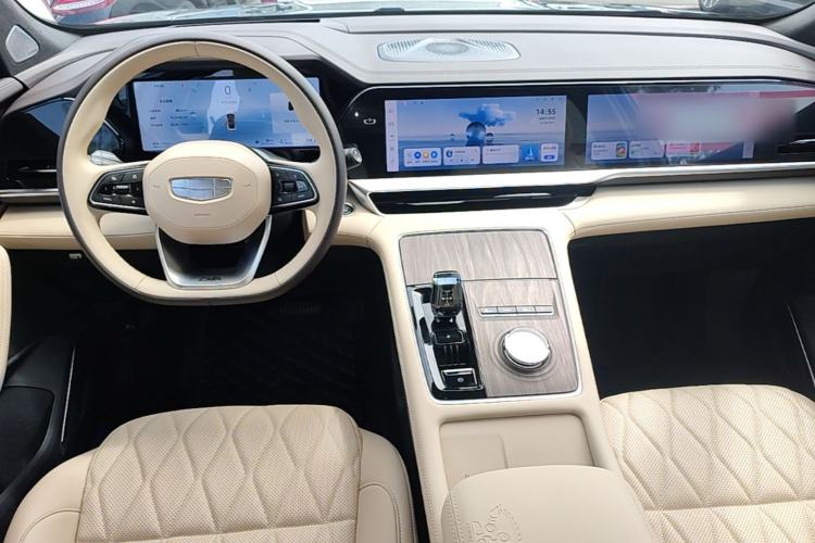 Used Geely Auto Monjaro L 2025 Dongfang Yao 2.0TD Automatic All-Wheel-Drive Wangyue Edition Center Console