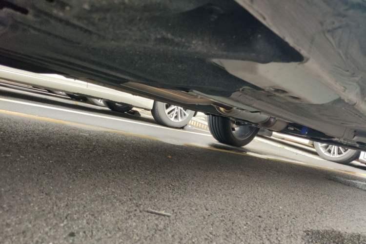 Used Geely Auto Monjaro L 2025 Dongfang Yao 2.0TD Automatic Lanxing Edition Chassis Rear Right