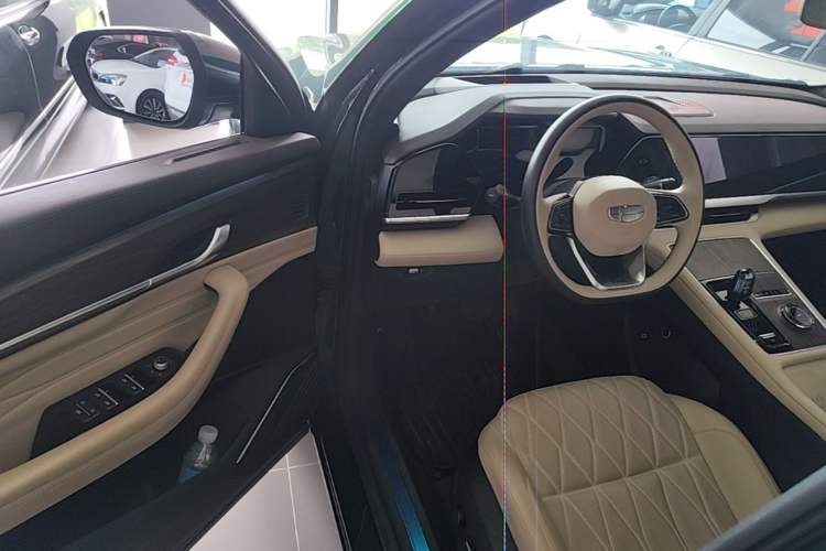 Used Geely Auto Monjaro L 2025 Dongfang Yao 2.0TD Automatic All-Wheel-Drive Wangyue Edition Driver Seat