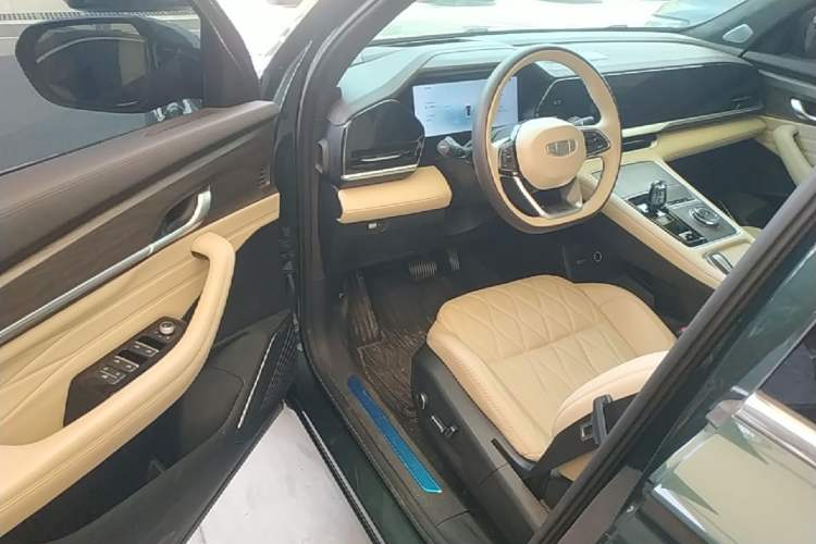 Used Geely Auto Monjaro L 2025 Dongfang Yao 2.0TD Automatic All-Wheel-Drive Wangyue Edition Driver Seat